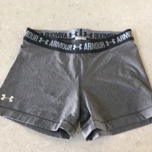 Women's Under Armour Volleyball Shorts Size M